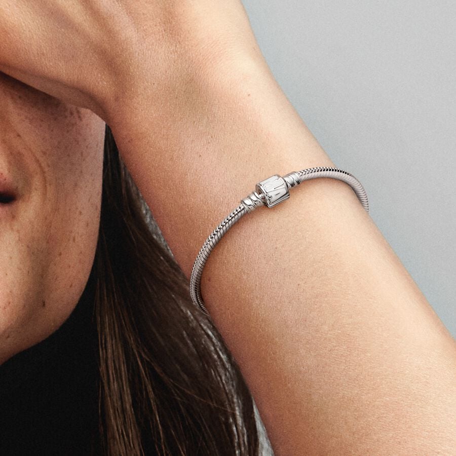 Pandora Moments Marvel Logo Clasp Snake Chain Bracelet